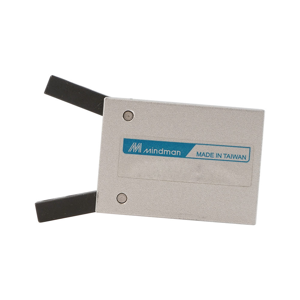 Pince pneumatique à double action D32 mm à 2 mâchoires et à angle de 30 degrés