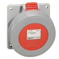 Legrand Inbuilt Socket 400V 32A 4P IP67 P17 - 555488