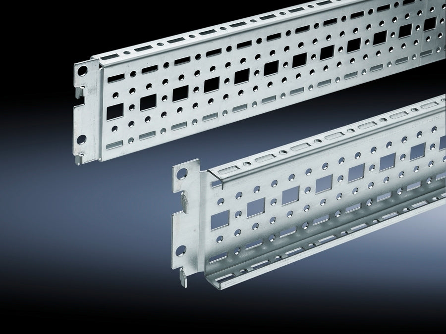 Rittal TS 17x73mm Système Châssis Pour Armoires De 800mm - 8612180
