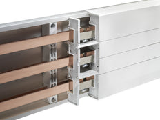 Rittal RiLine60 Support De Montant 4-Pôles - 9340224 [2 Pièces]