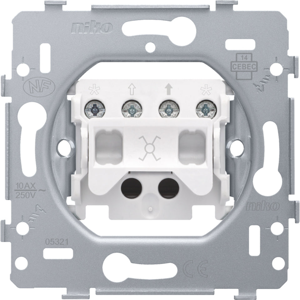 Niko 10A 250V Interrupteur Intermédiaire Base Avec Bornes À Vis - 170-71701