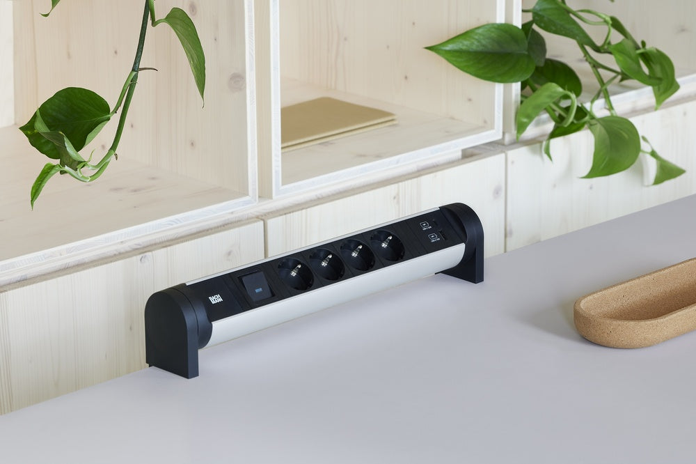 Multiprise De Bureau Cycle 4x 230V Avec Chargement USB AC - 708.002