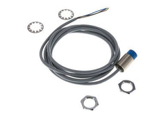 Détecteur de proximité inductif 8mm M18x1 avec câble 2m