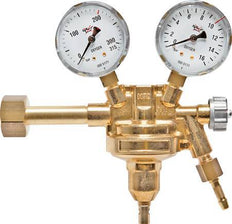 Oxygen 300 bar Bottle Regulator With 0 to 10 bar Pressure Setting Range